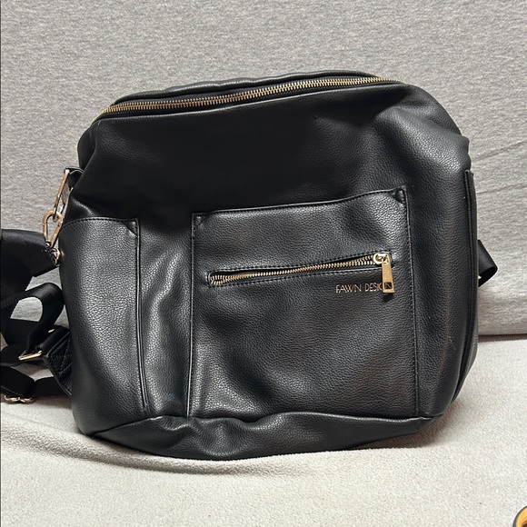 Fawn Design Other - Fawn Design Black Backpack for Men